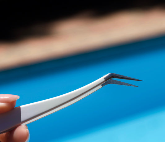 Tight Grip Pointed Lash Tweezer